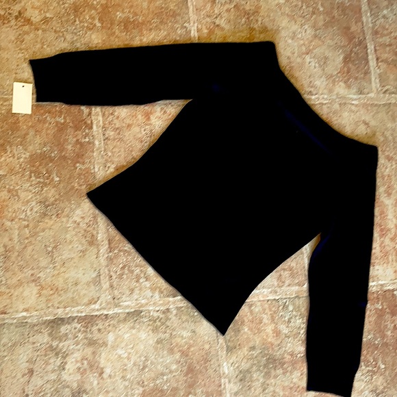 Energie Off the Shoulder Black Sweater - Picture 4 of 5